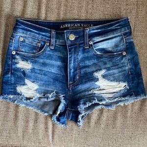 American Eagle Hi-Rise Shortie